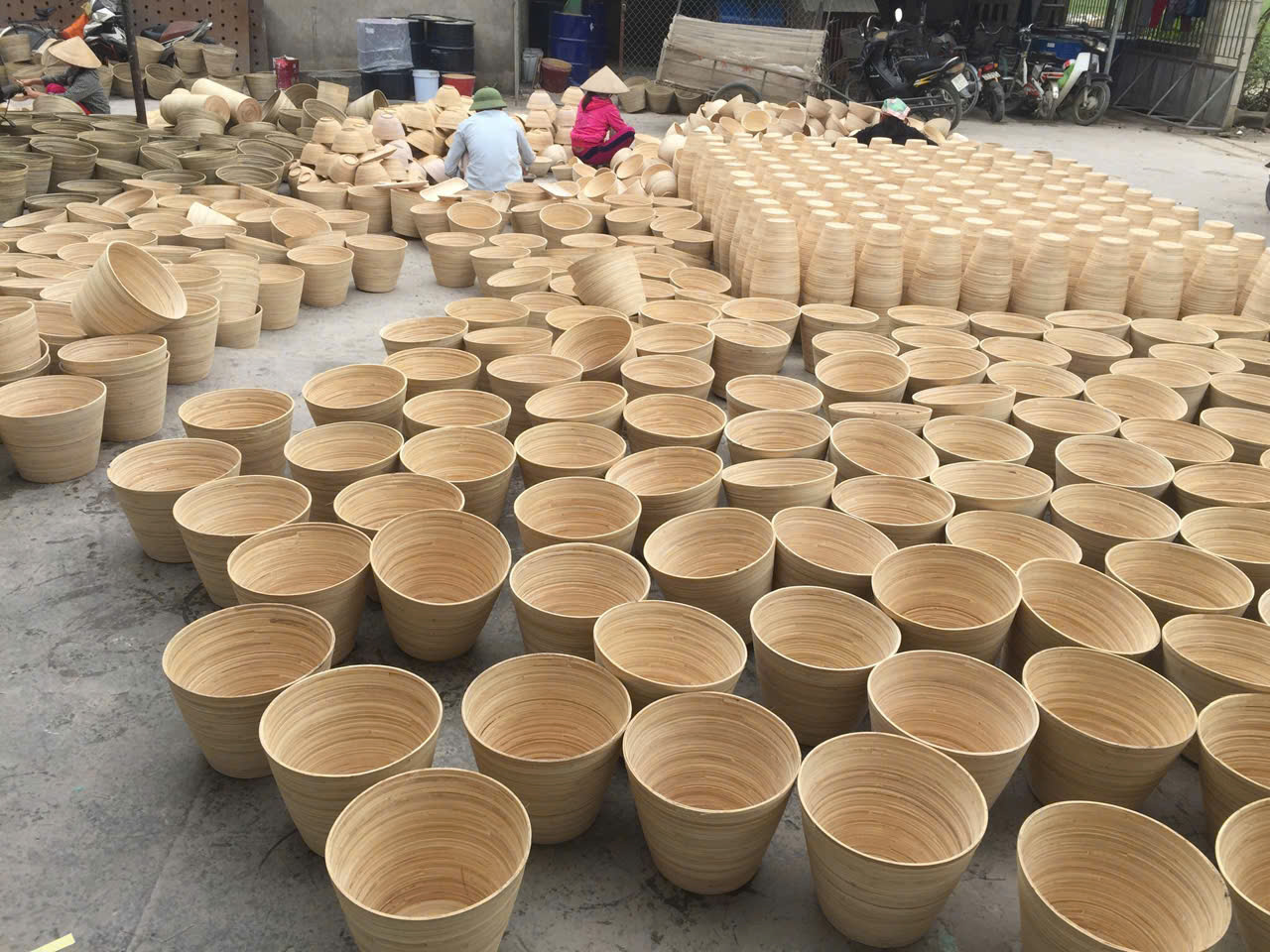 Quy trình làm bình tre cuốn Nativia